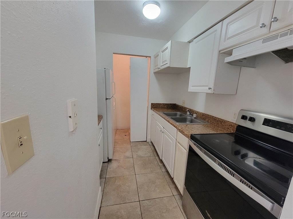 2937 Winkler Avenue - Photo 8