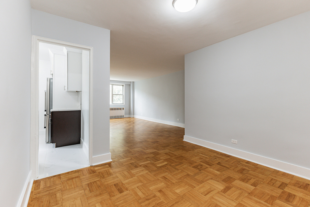 110-50 71st Road - Photo 8