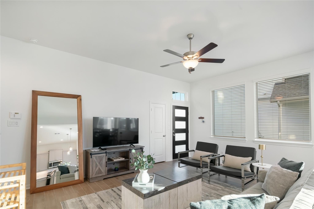 632 Silver Pear Ct - Photo 9