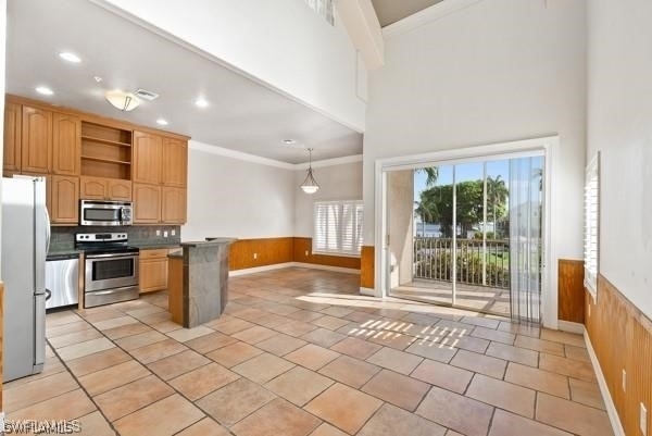819 James Street - Photo 3