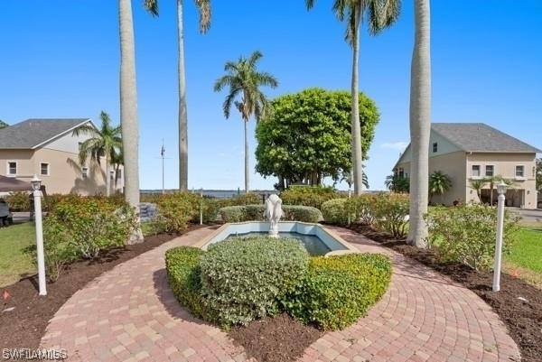 819 James Street - Photo 11