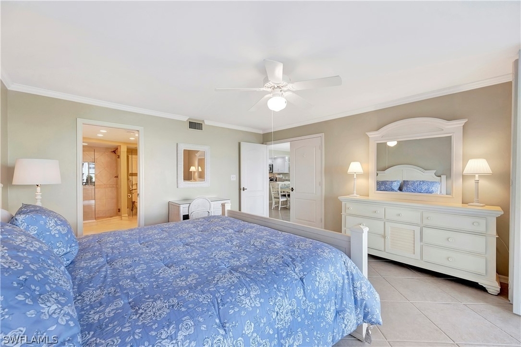 6131 Pelican Bay Boulevard - Photo 12