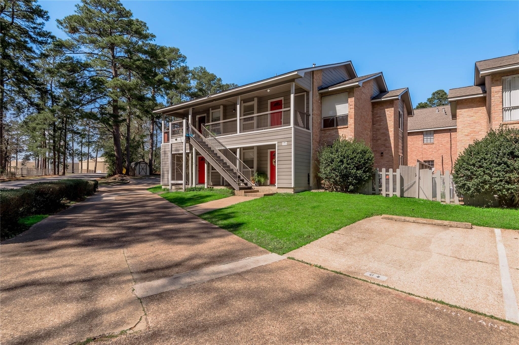 2404 Sycamore Avenue - Photo 22