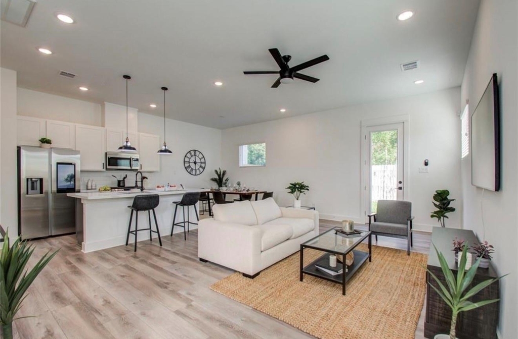 778 W Tidwell Road - Photo 3
