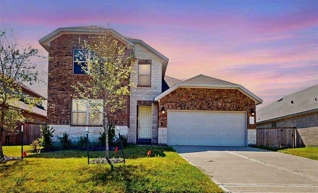 1522 Oakdale Crest Road - Photo 0