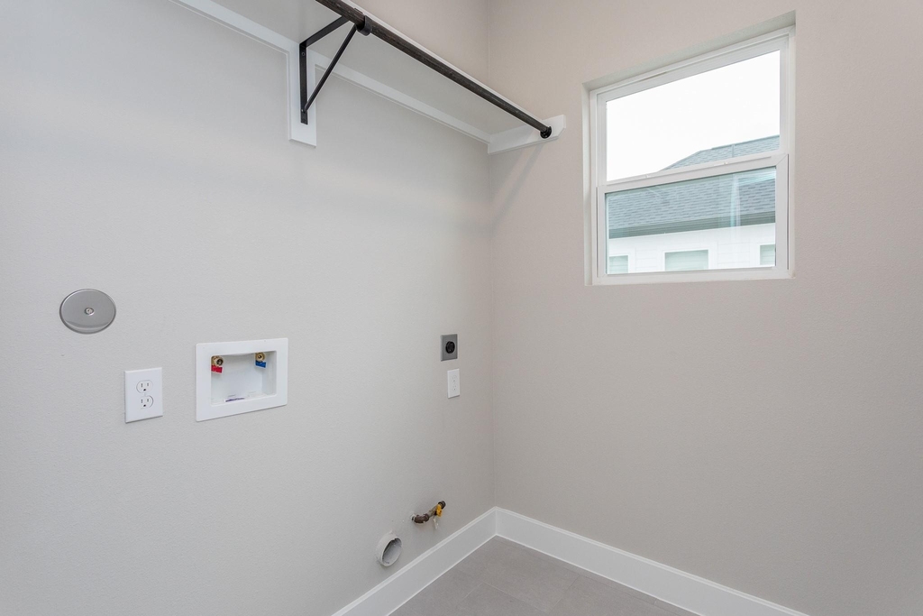 1439 W 25th Street - Photo 32