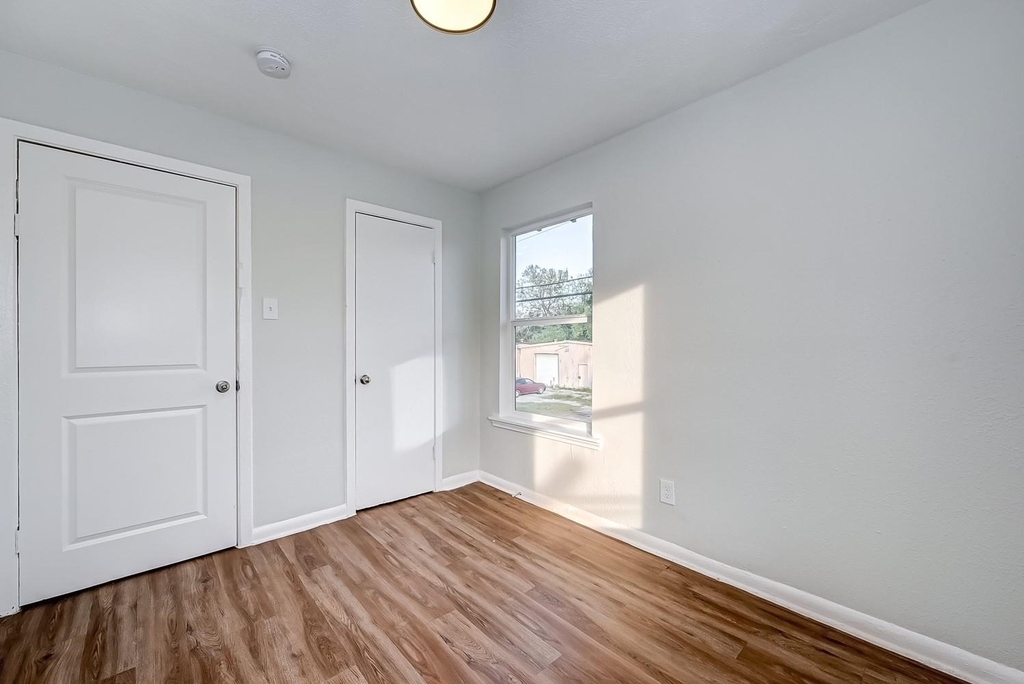6420 Conley Street - Photo 18