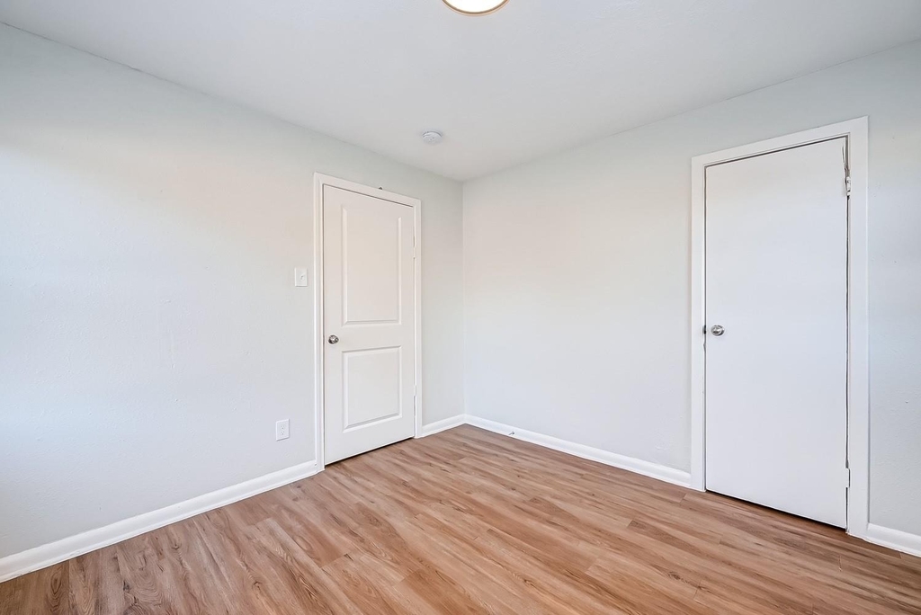 6420 Conley Street - Photo 24