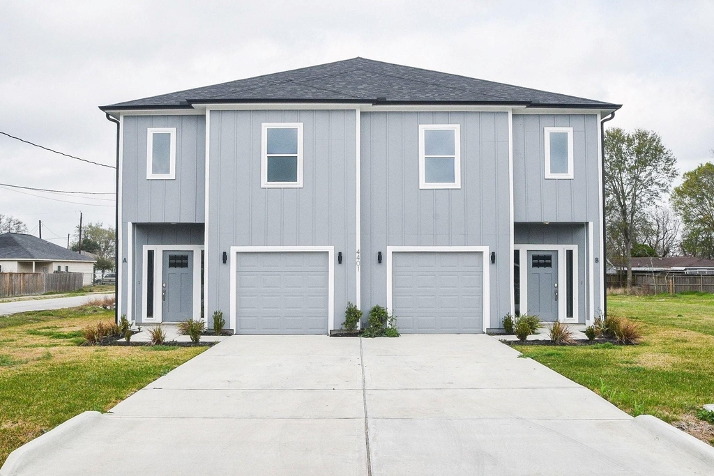 4401 Alvin - Photo 0