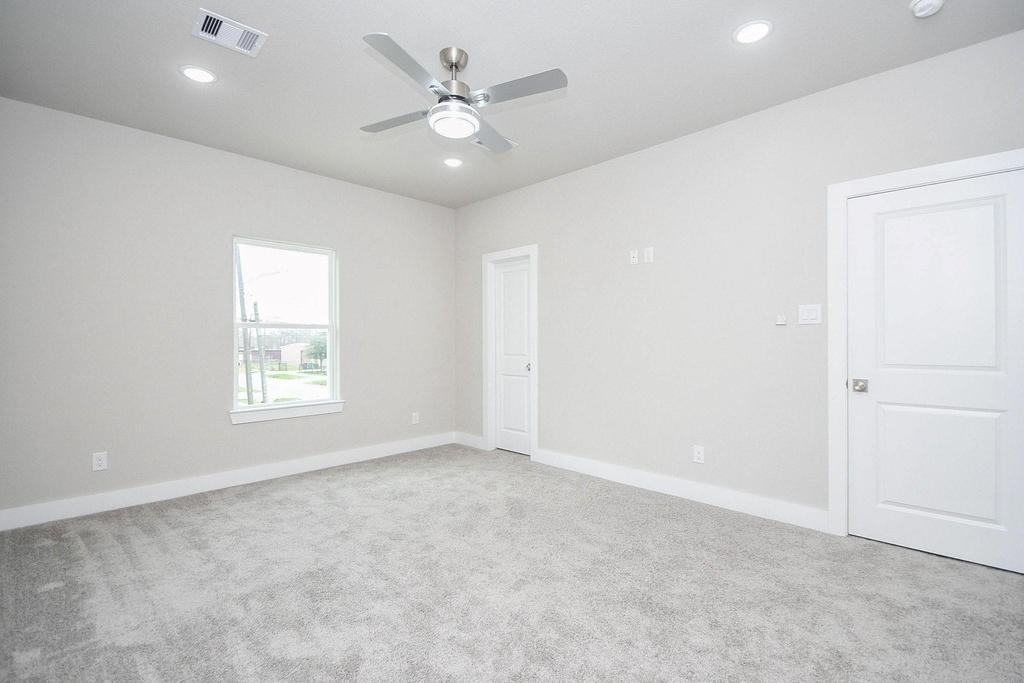 4401 Alvin - Photo 9