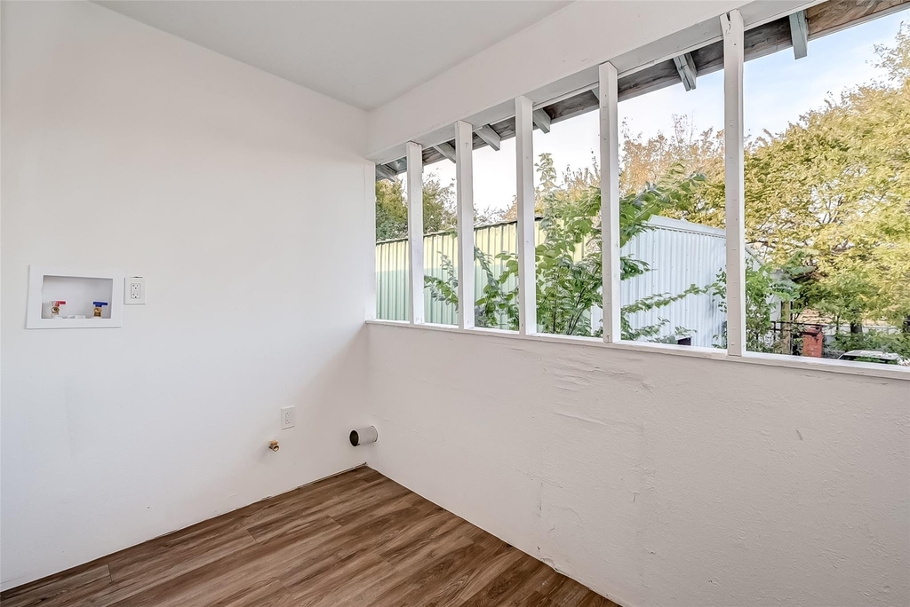 6420 Conley Street - Photo 4
