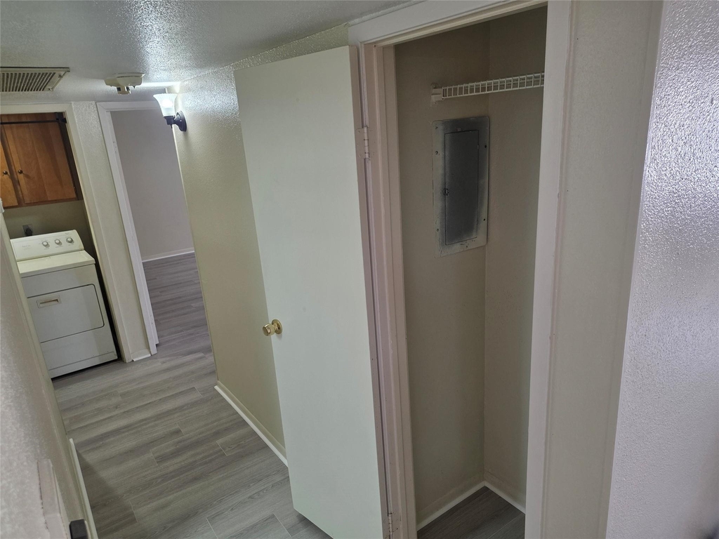3025 Walnut Bend Lane - Photo 17