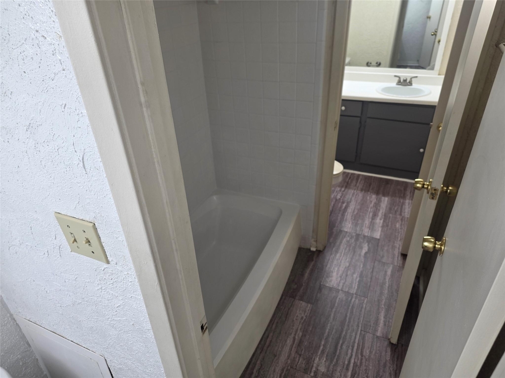 3025 Walnut Bend Lane - Photo 23