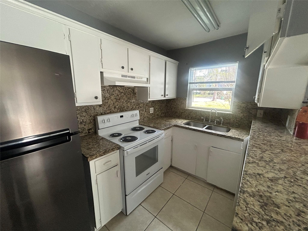 6702 Biggs Court - Photo 6
