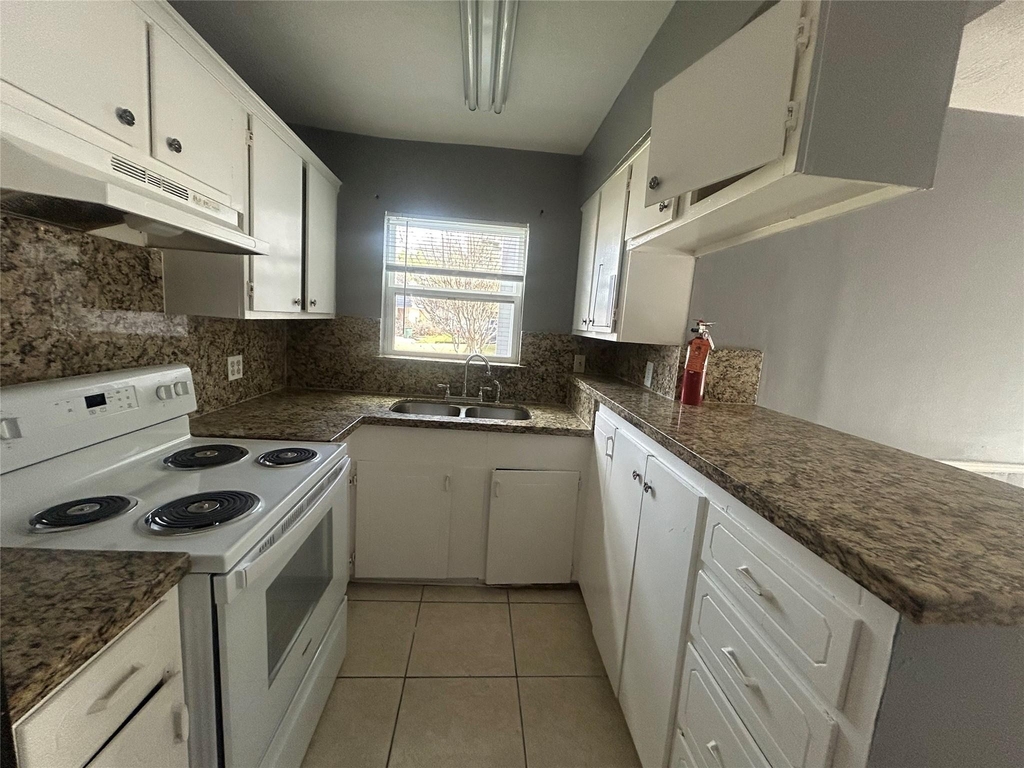 6702 Biggs Court - Photo 3
