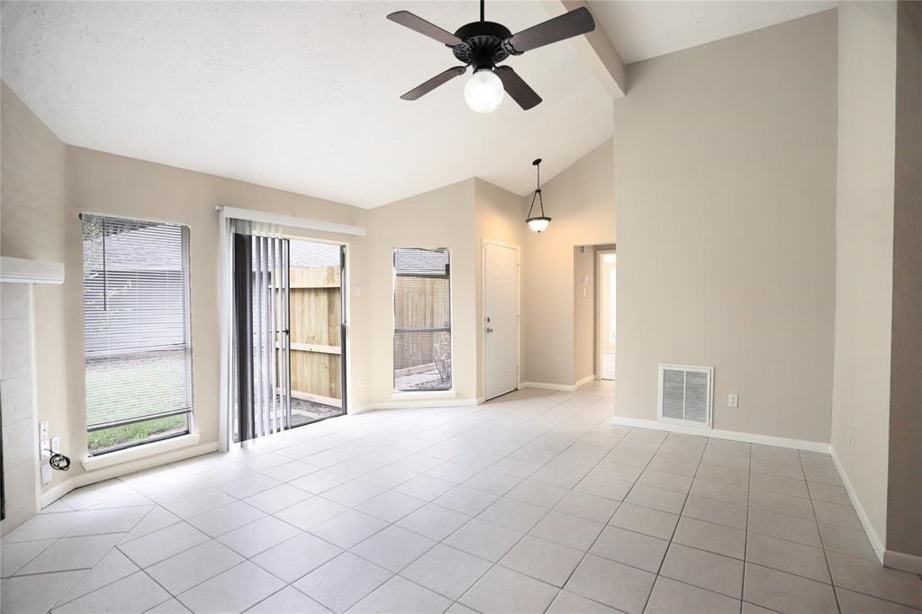 11011 Shadowfield Drive - Photo 2