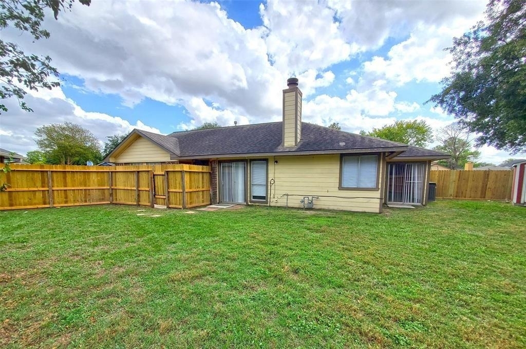 11011 Shadowfield Drive - Photo 17