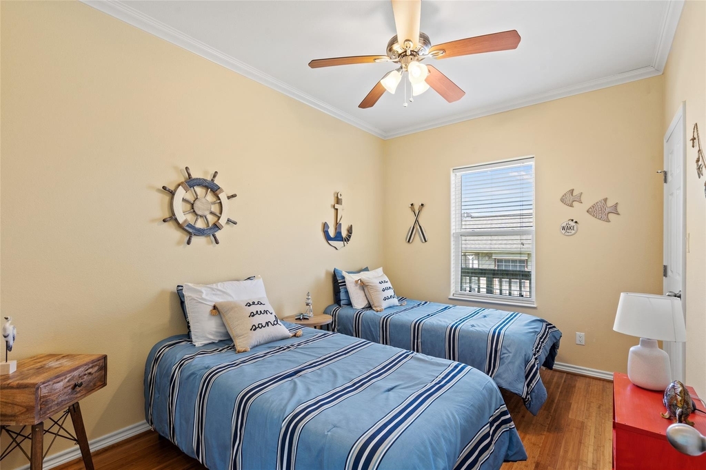 3923 Reeves Drive - Photo 14