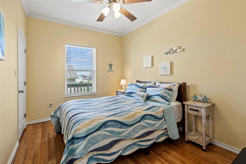 3923 Reeves Drive - Photo 17