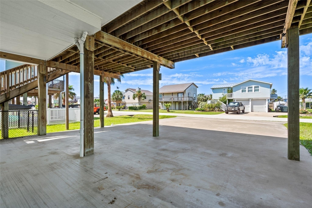 3923 Reeves Drive - Photo 32