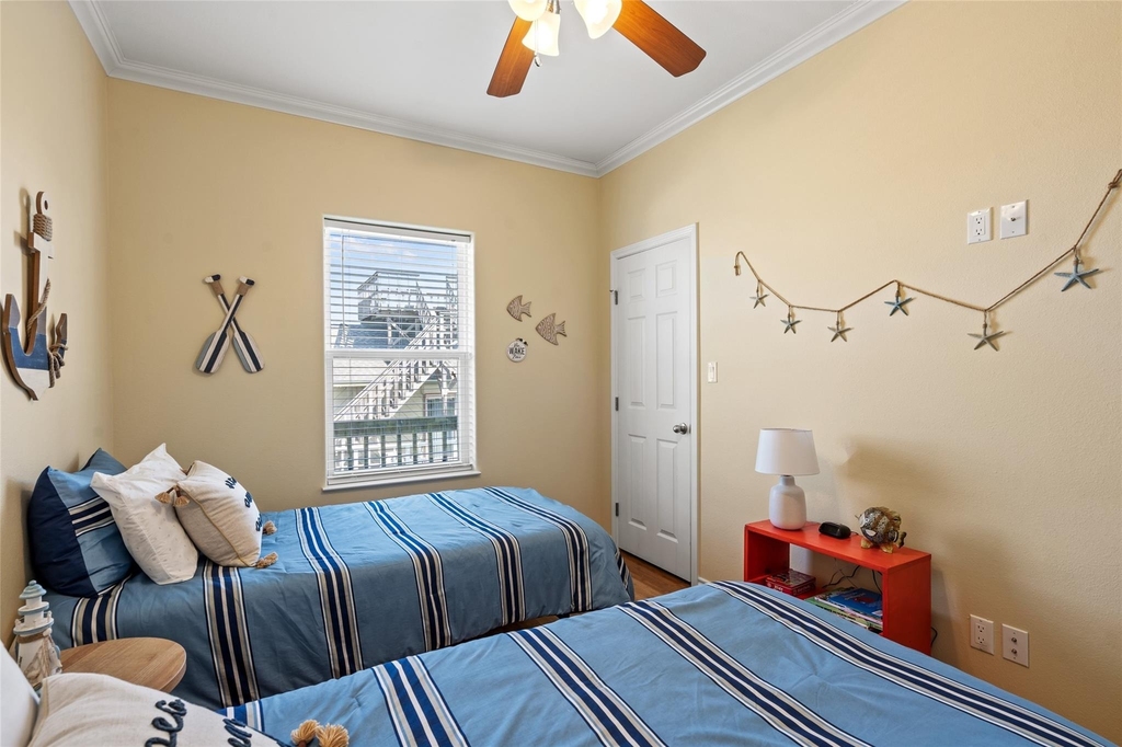 3923 Reeves Drive - Photo 15
