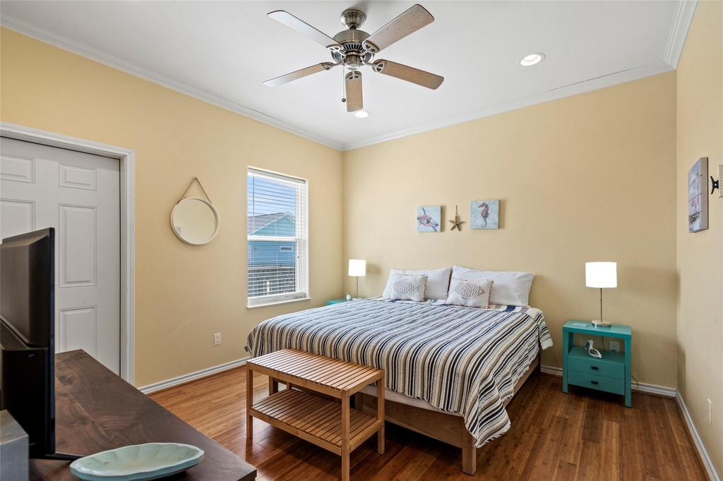 3923 Reeves Drive - Photo 19
