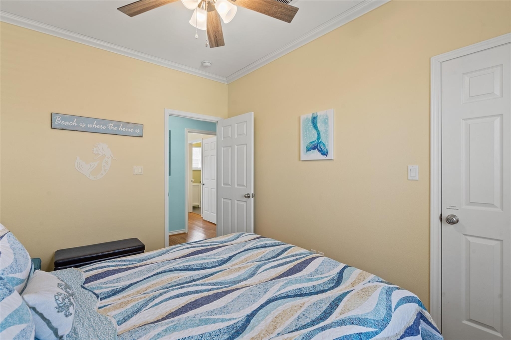 3923 Reeves Drive - Photo 18