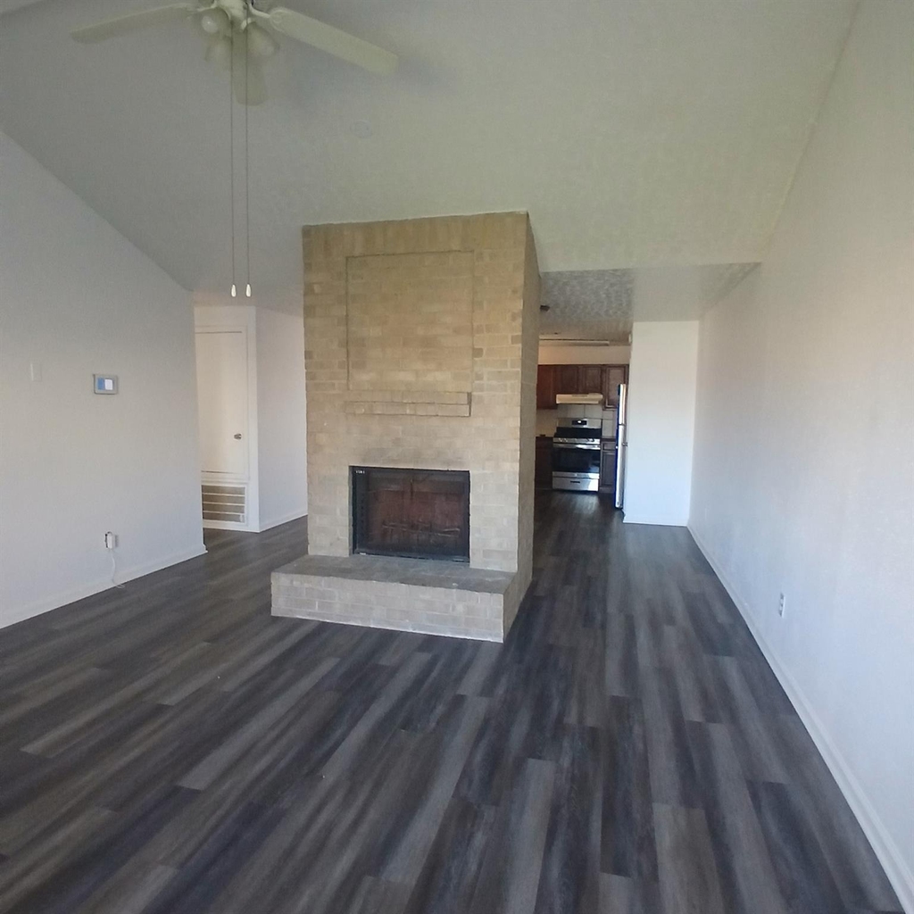 5436 Parkridge Drive - Photo 5