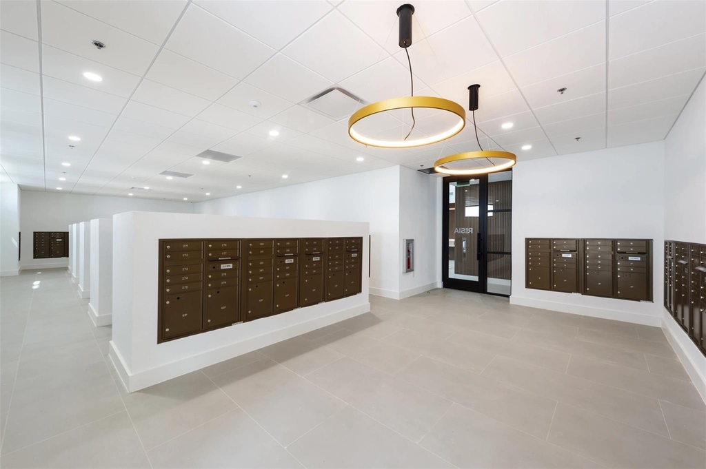 18036 Park Row - Photo 5