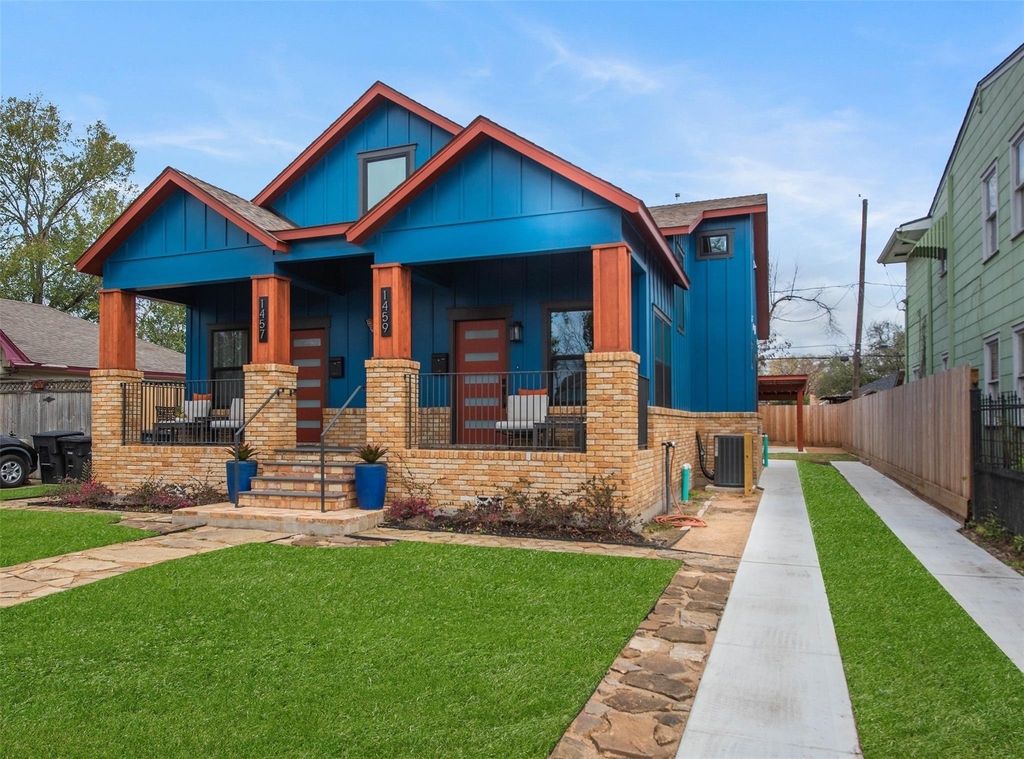 1459 Munger Street - Photo 1