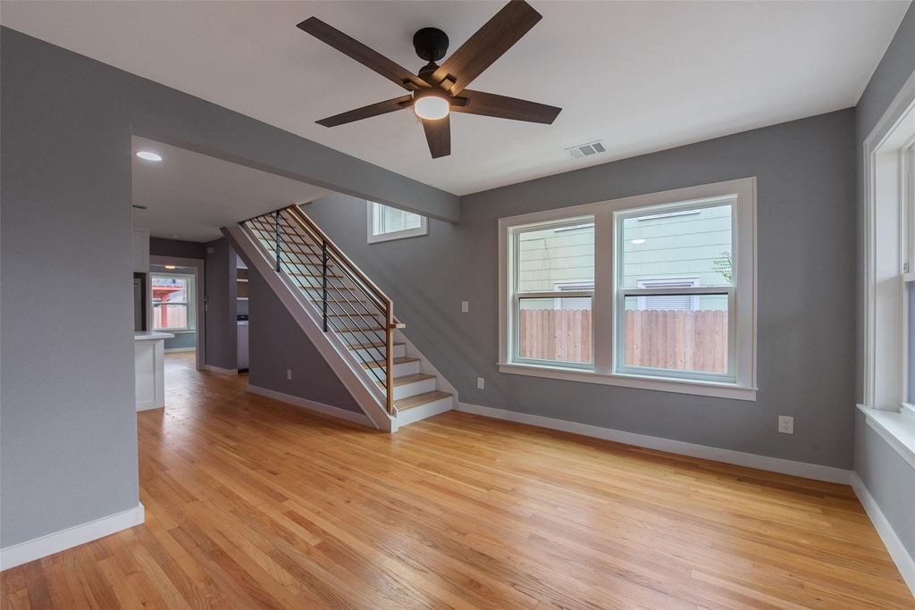 1459 Munger Street - Photo 7