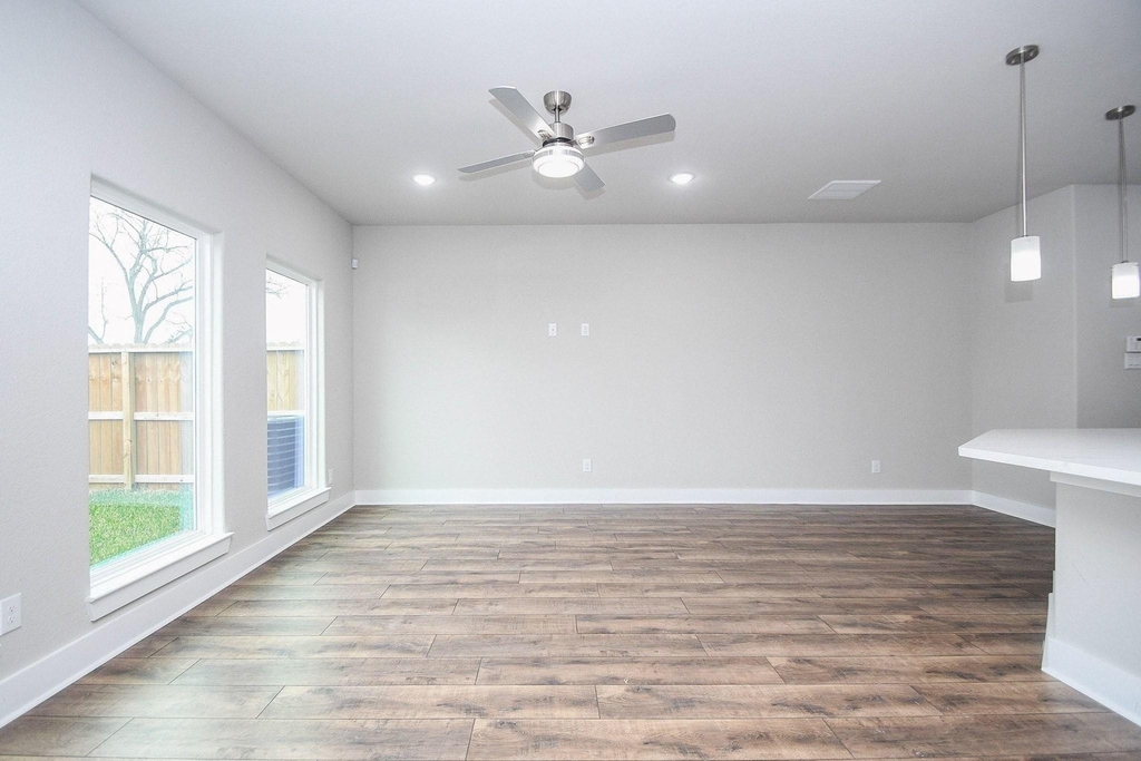 4401 Alvin - Photo 16