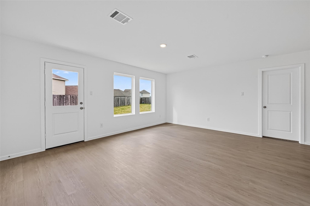 216 Amy Street - Photo 19