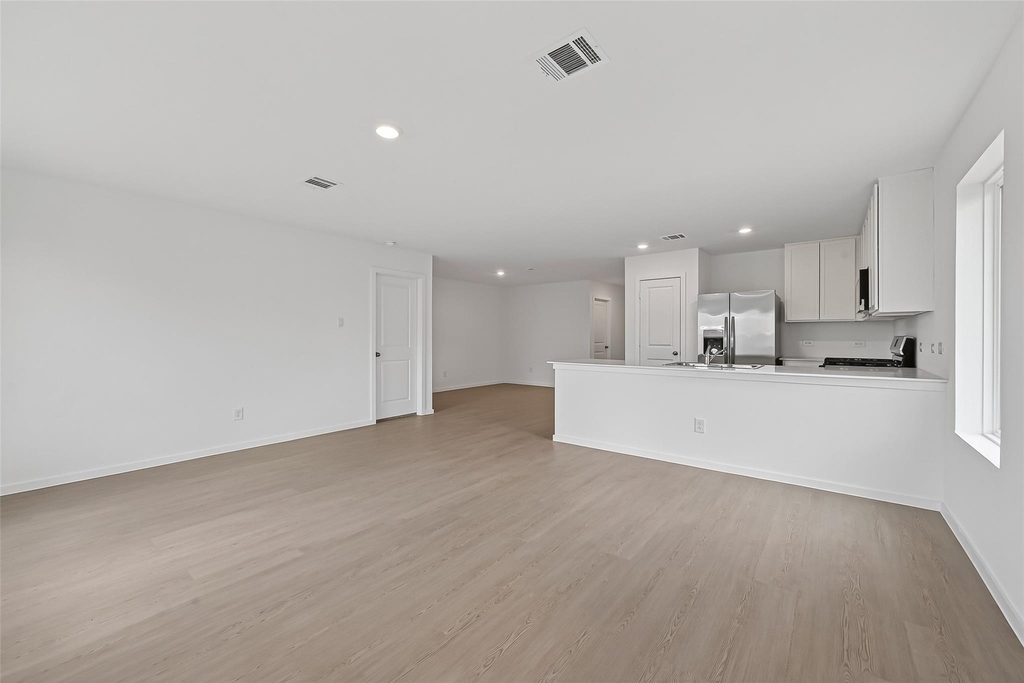 216 Amy Street - Photo 18