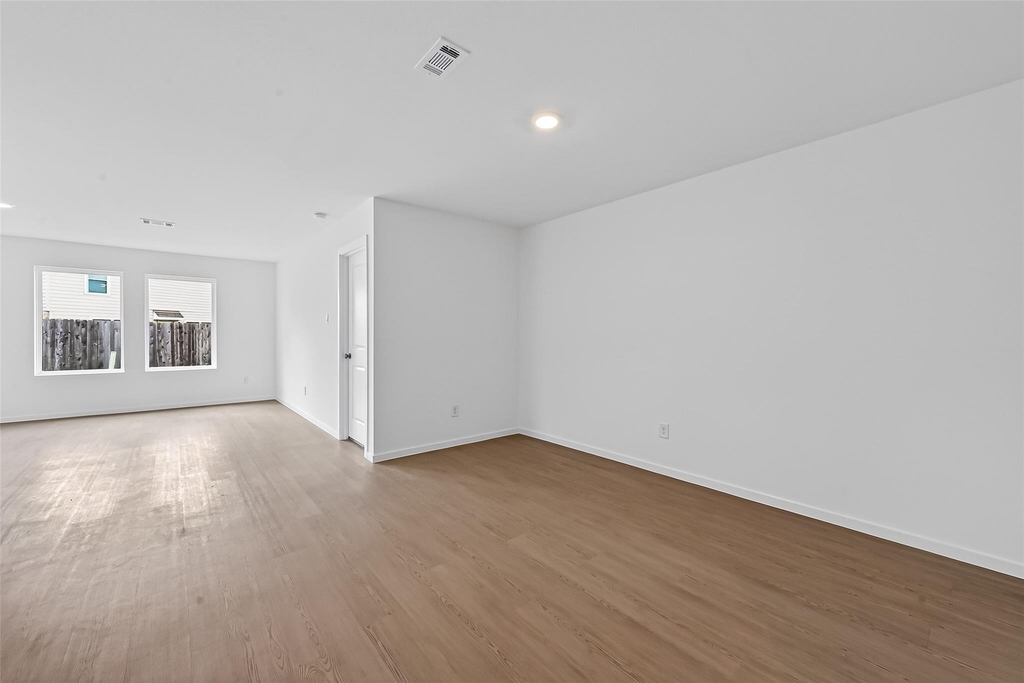216 Amy Street - Photo 7