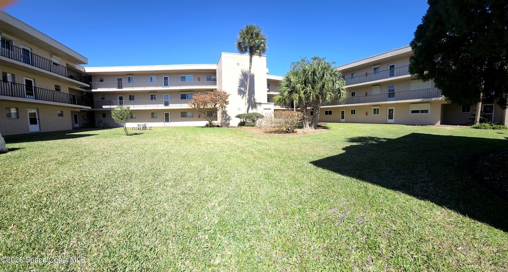 3150 N Harbor City Boulevard - Photo 11