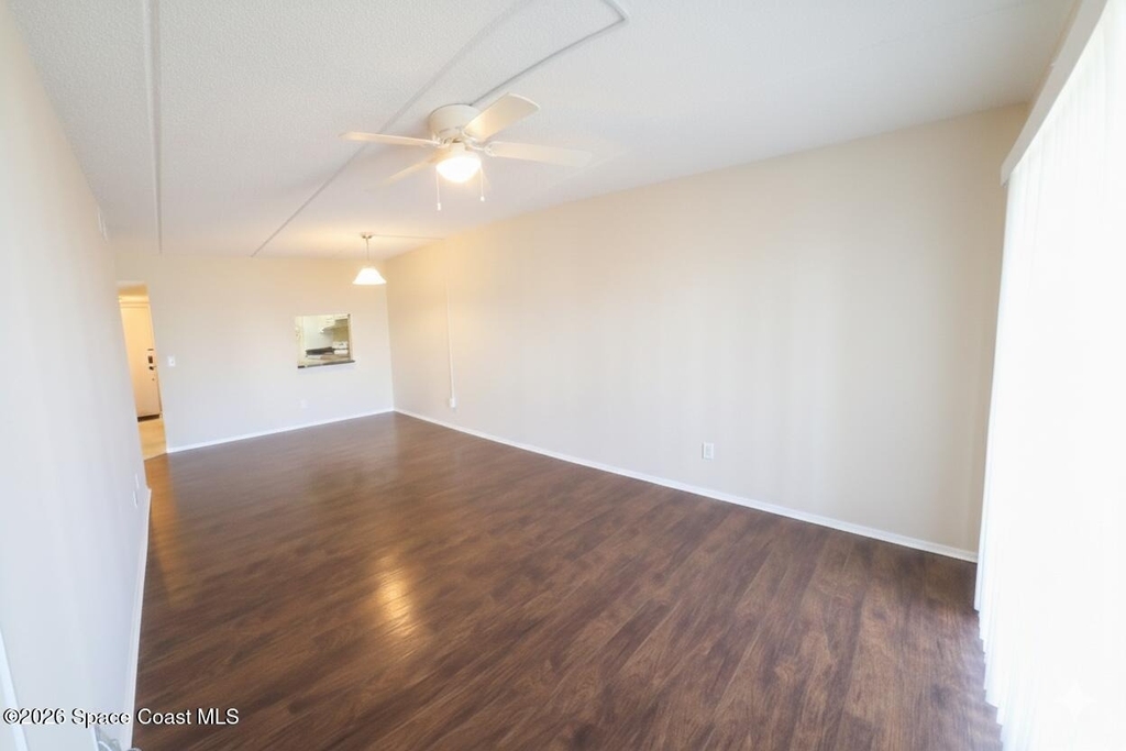 3150 N Harbor City Boulevard - Photo 2