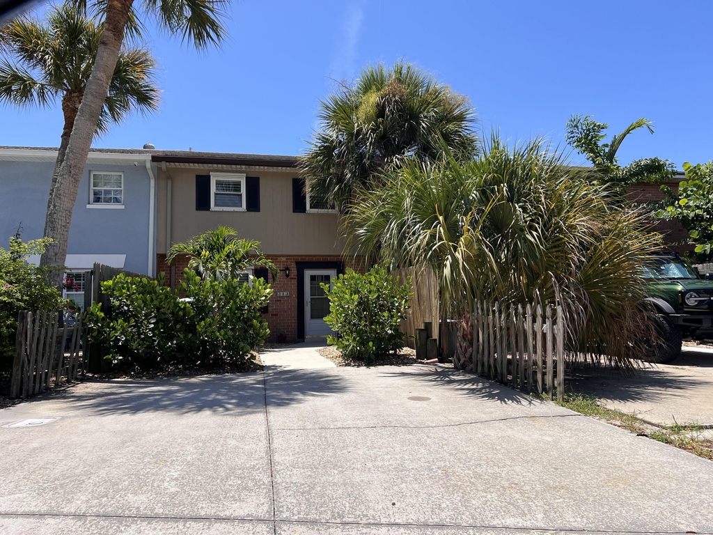 213 Canaveral Beach Boulevard - Photo 2