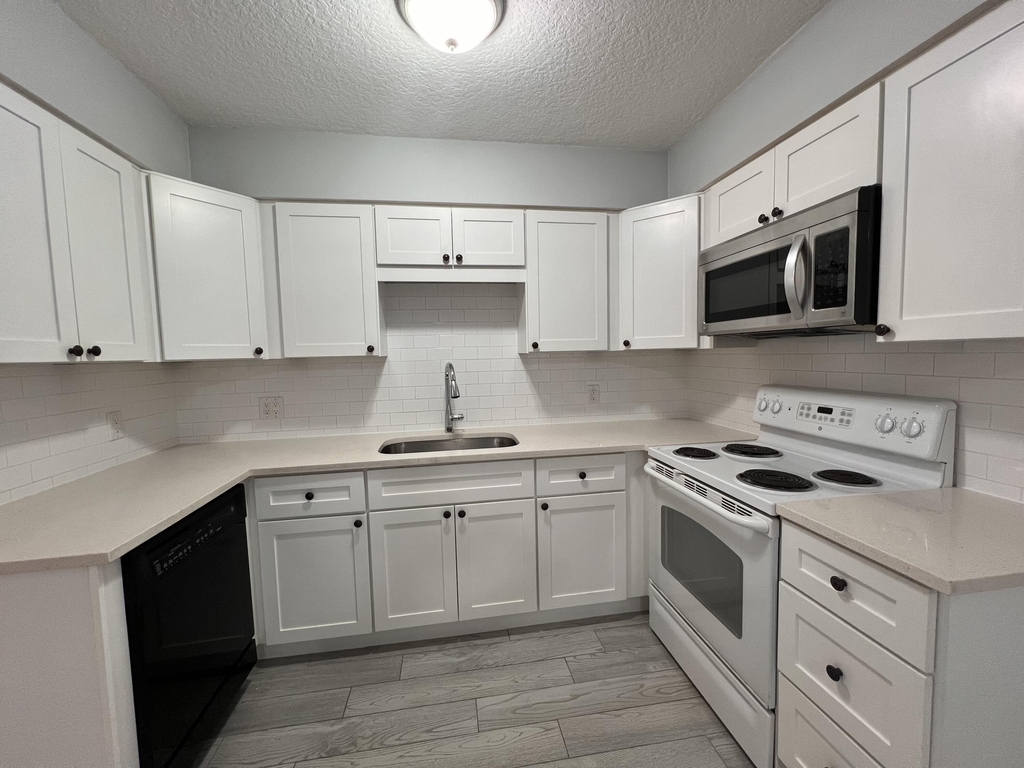 213 Canaveral Beach Boulevard - Photo 6