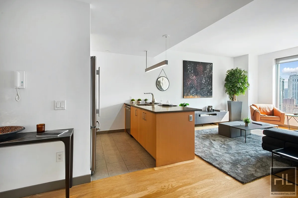 Spruce Street - Photo 10