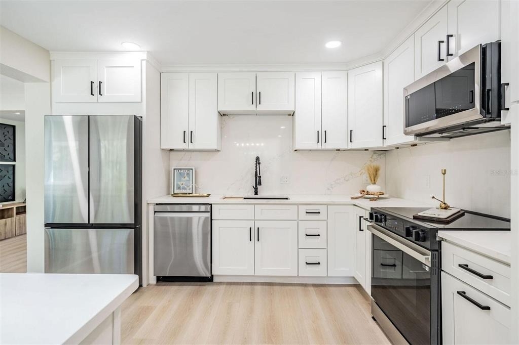 1104 S Lois Avenue - Photo 10
