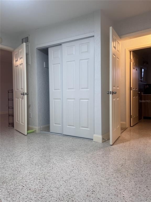 2495 Baywood Drive E - Photo 3