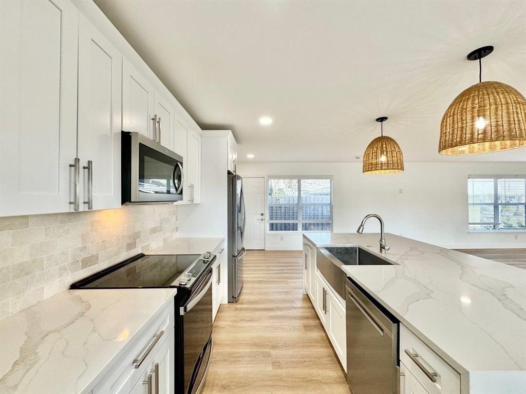 1101 46th Street N - Photo 8