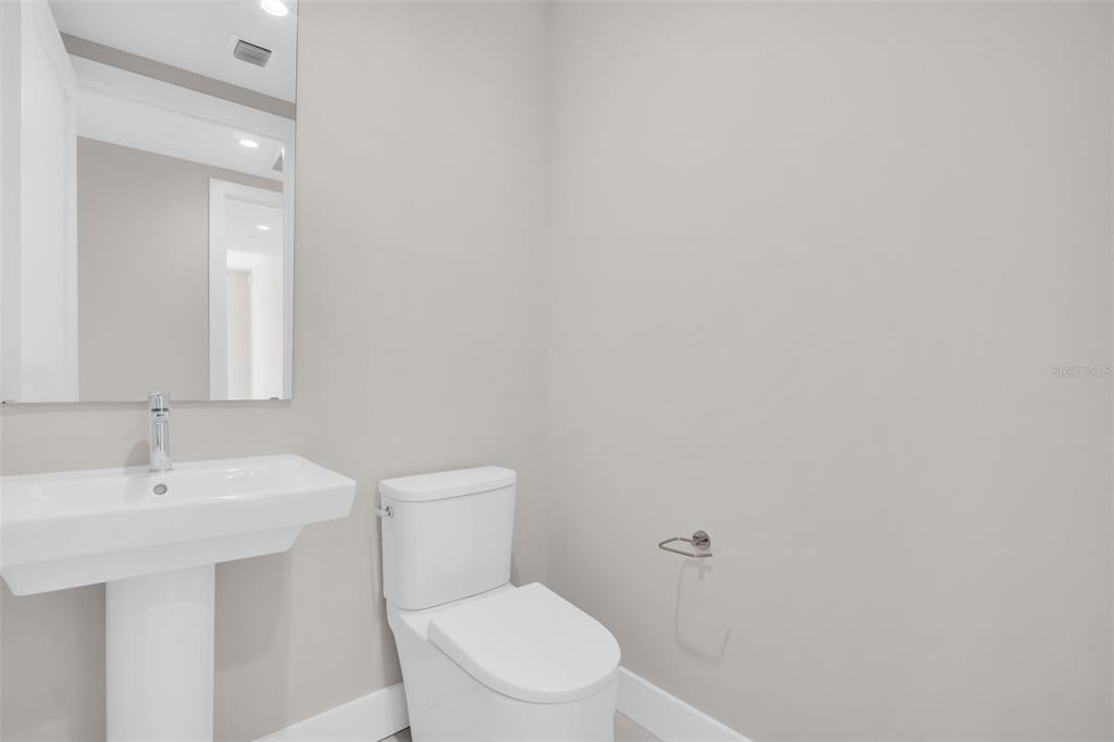 275 1st Avenue S - Photo 27