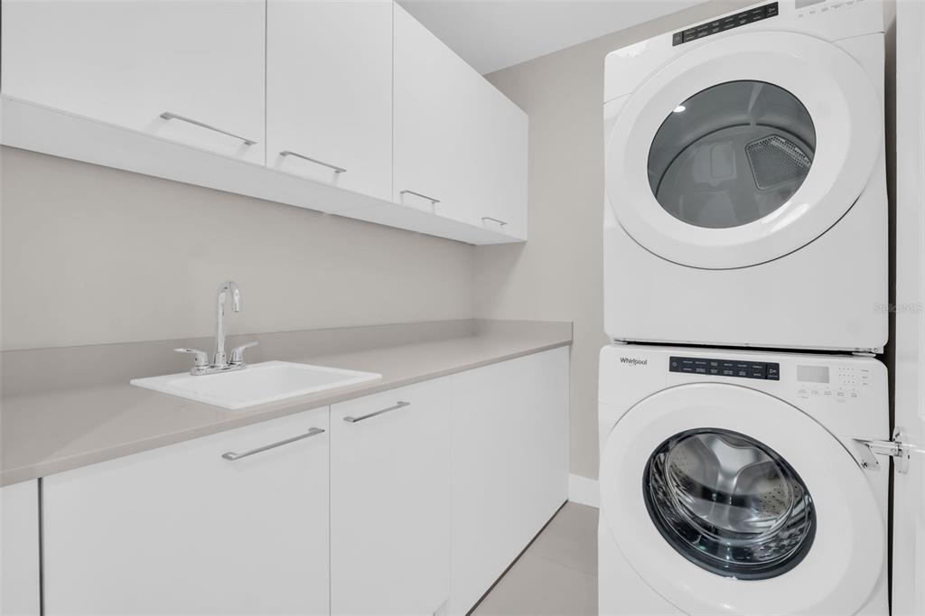 275 1st Avenue S - Photo 20