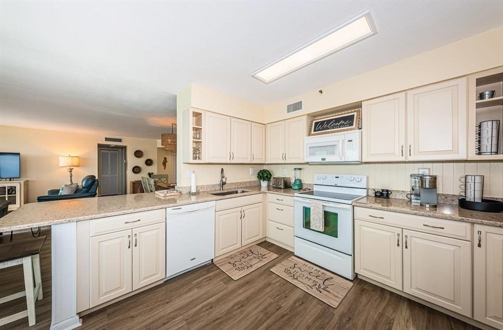 6291 Bahia Del Mar Circle - Photo 5