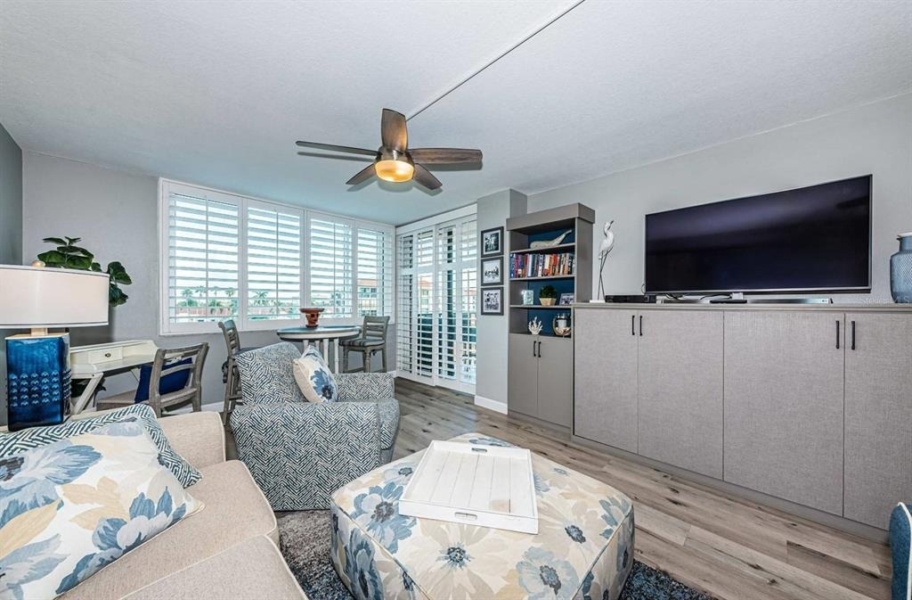 6295 Bahia Del Mar Circle - Photo 11