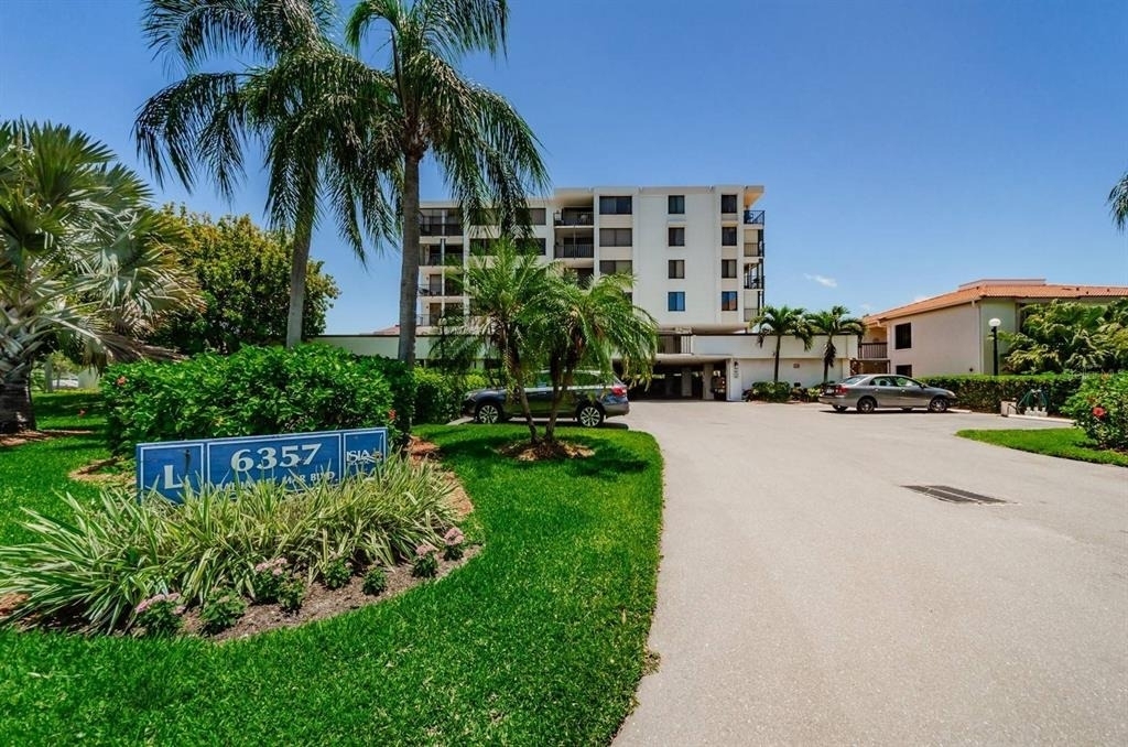 6357 Bahia Del Mar Boulevard - Photo 1