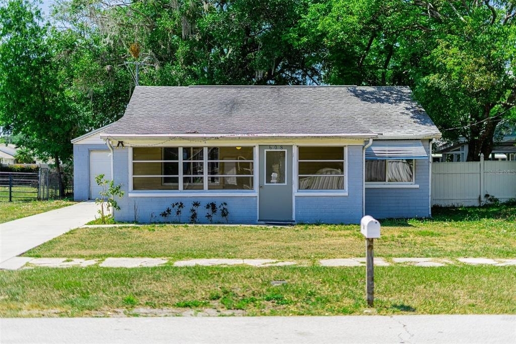 608 Missouri Avenue - Photo 1