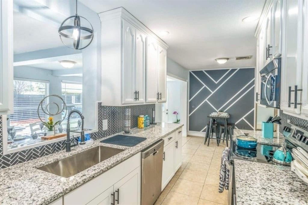2917 Stetson Street - Photo 9